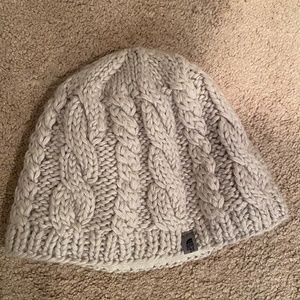 NORTH FACE KNITTED BEANIE